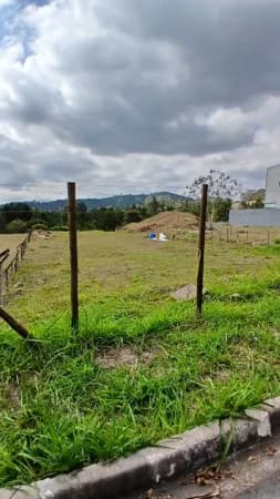 Lote/Terreno em Santana de Parnaíba - Alphaville