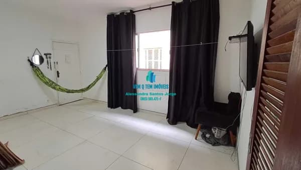 Apartamento Padrão 2 dormitórios GRANDE, SEM VAGA, Gonzaga em Santos.
