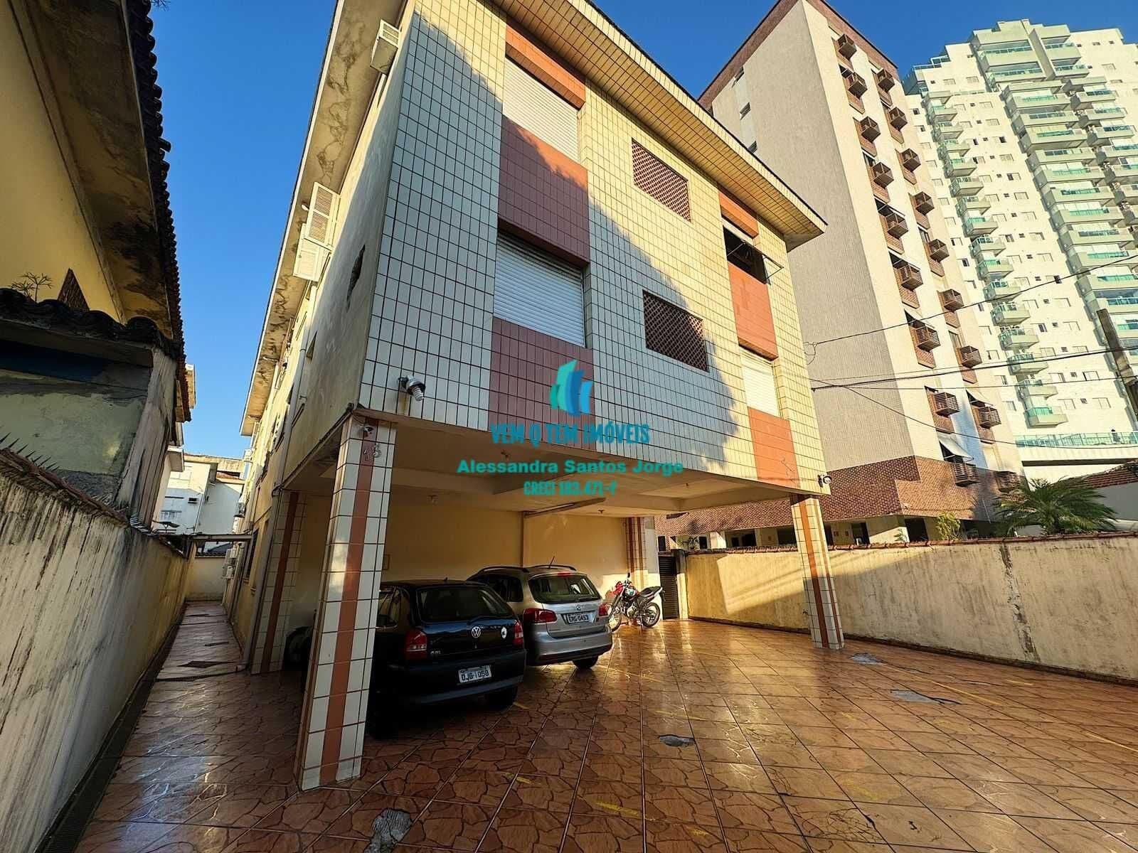 Apartamento 2 dormitórios, vaga de garagem, 1º andar escadas, de frente , Gonzaga, Santos/SP