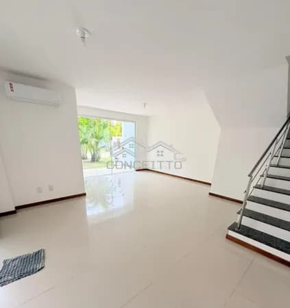 Casa em Lauro de Freitas - BURAQUINHO