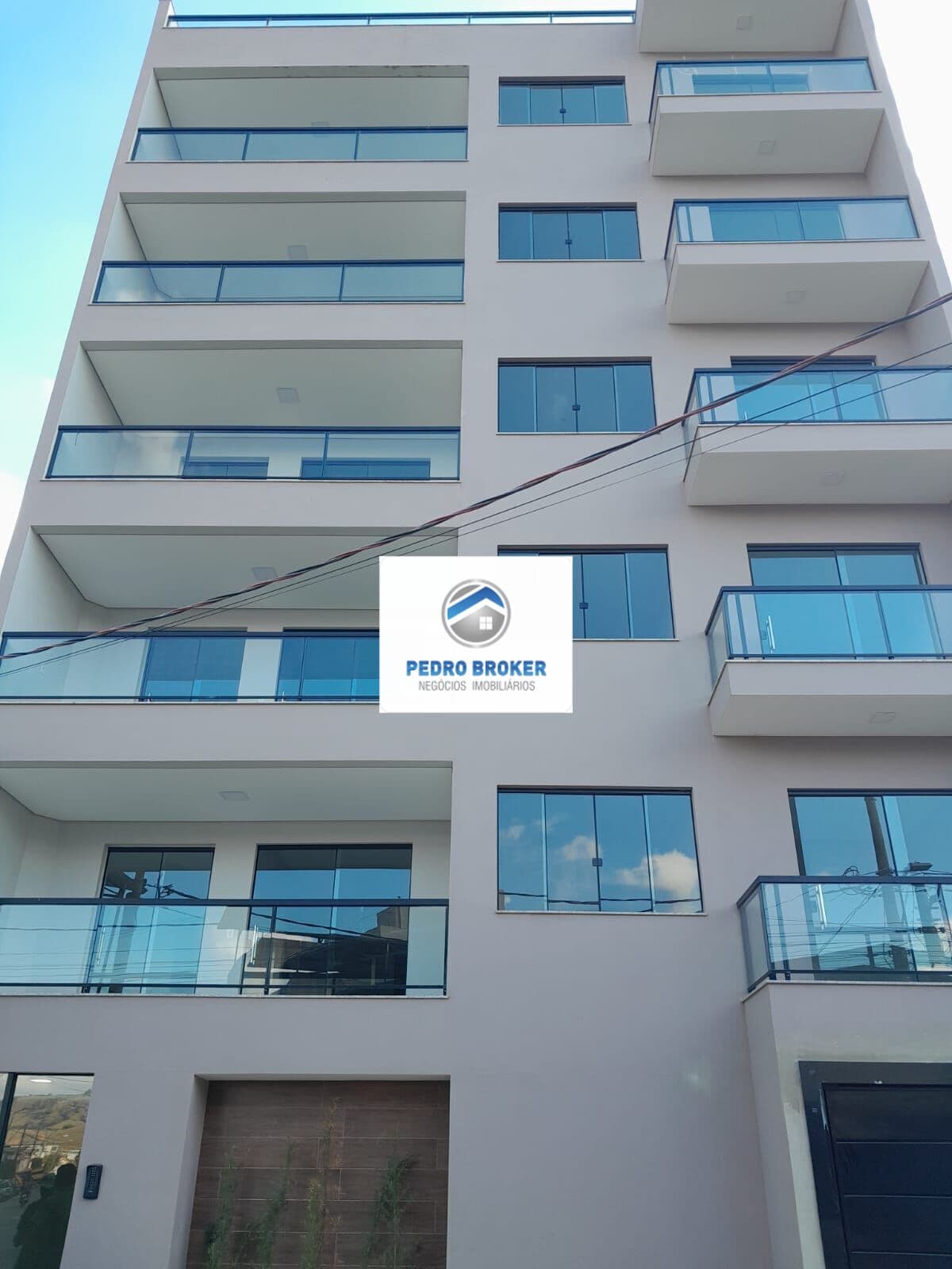 Apartamento 3 quartos sw, ótimo acabamento no Centro de Jequeri/MG. Imperdível!