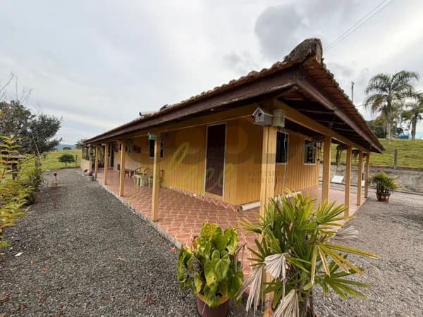 Fazenda/Sítios/Chácaras em Rancho Queimado - Centro