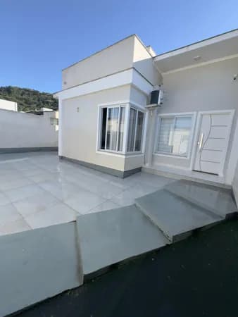 CASA 100% MOBILIADA! A VENDA