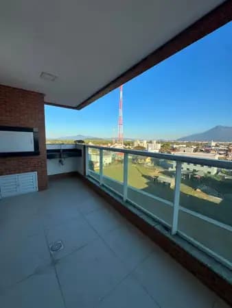 Apartamento amplo no Centro de Palhoça