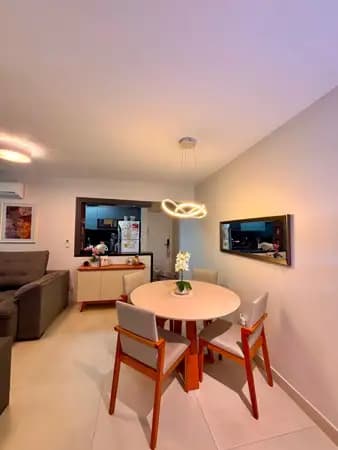 Apartamento de 2 Dormitórios com Móveis Planejados à Venda no Kobrasol – São José/SC