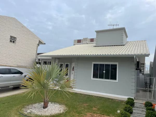 Casa em Palhoça - Passa Vinte