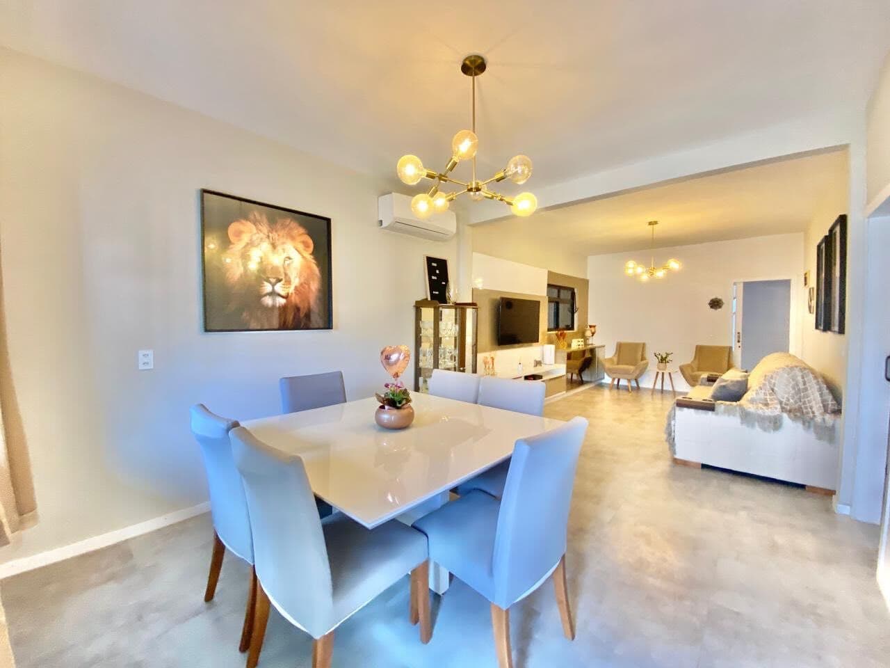Casa de Alto Padrão à Venda no Real Parque – 360 m² de Conforto, Lazer e Privacidade