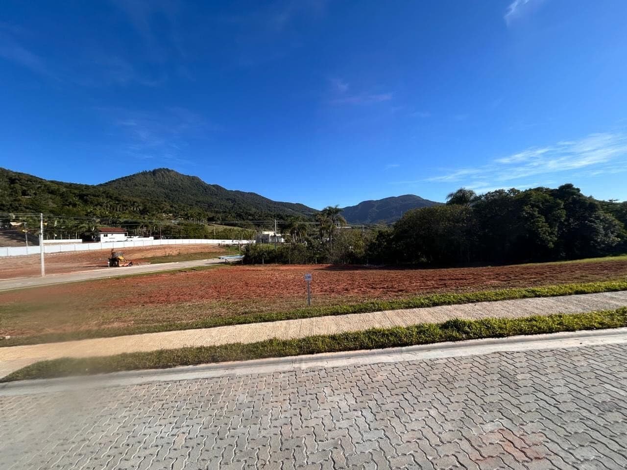 Lote/Terreno em Santo Amaro da Imperatriz - Vila Santana