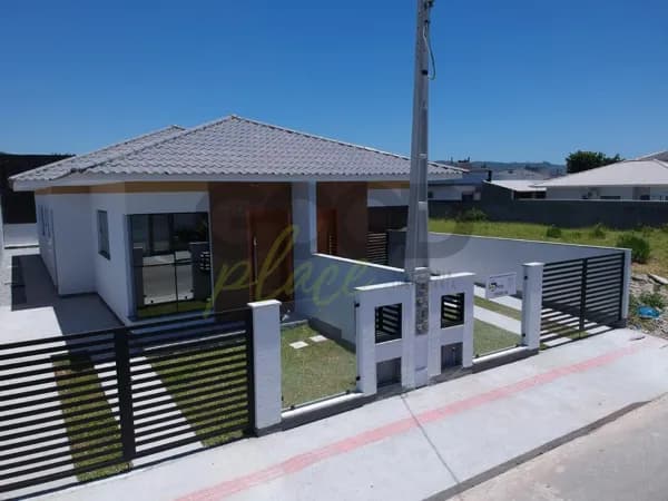 Casa no loteamento Guarda do Tabuleiro