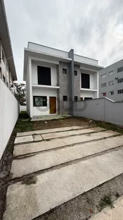 Sobrado em São José - Sertão do Maruim