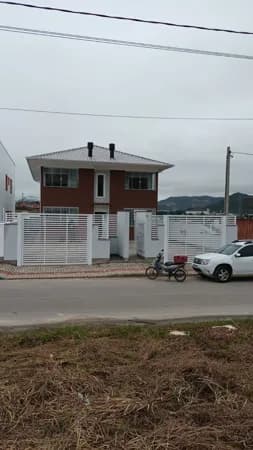Apartamento de 2 Dormitórios com Suíte e Sacada com Churrasqueira à Venda no Bairro São Sebastião – Palhoça/SC
