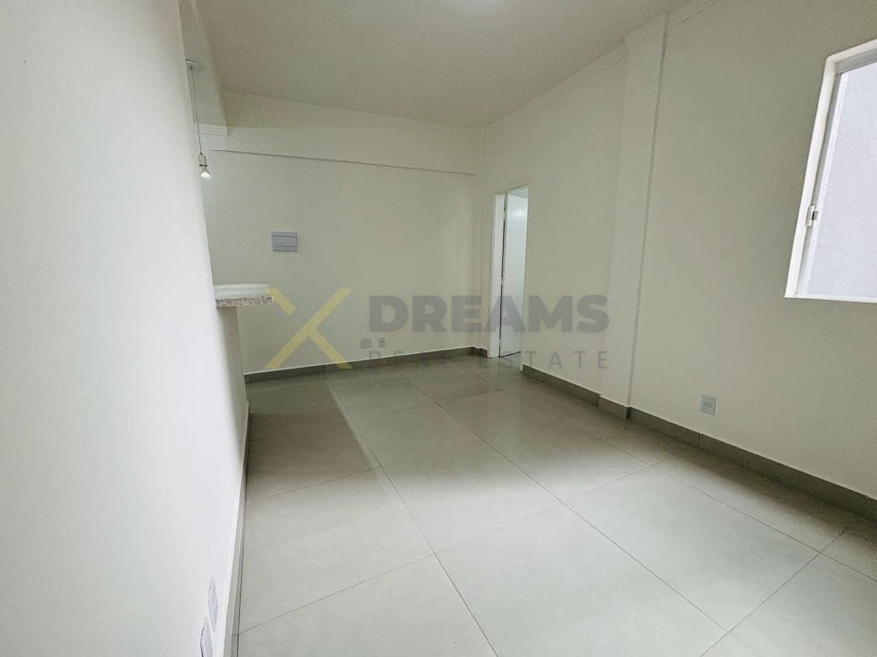 Apartamento Sala Living na Quadra da Praia do Embaré em Santo/SP