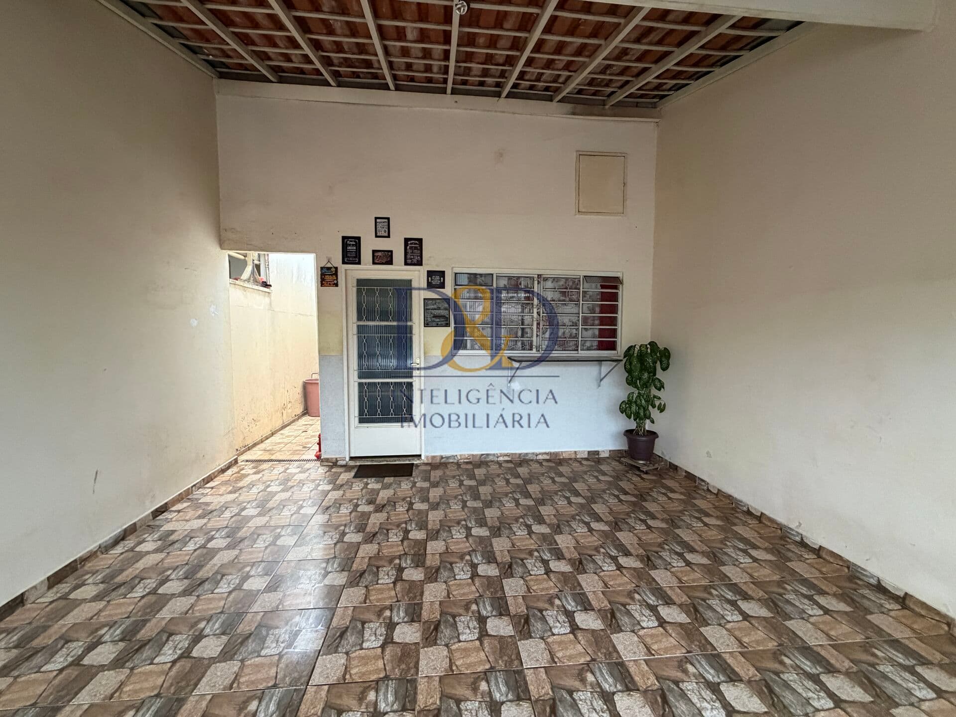 PQ. DAS ÁRVORES - Casa