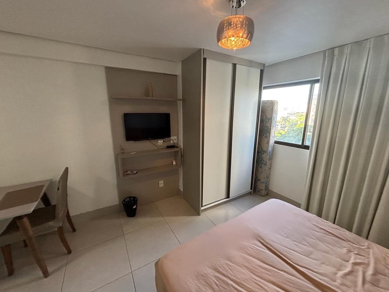Apartamento para alugar no bairro Ilha do Leite em Recife/PE