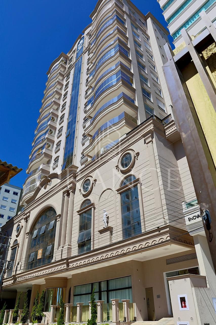 Residencial Joseph II | Quadra Mar em Meia Praia