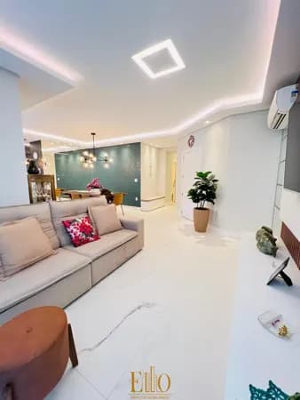 Apartamento Alto Padrão Ed. Siena Tower, 03 Suítes + 03 Vagas. Mobiliado. Meia Praia em Itapema/SC