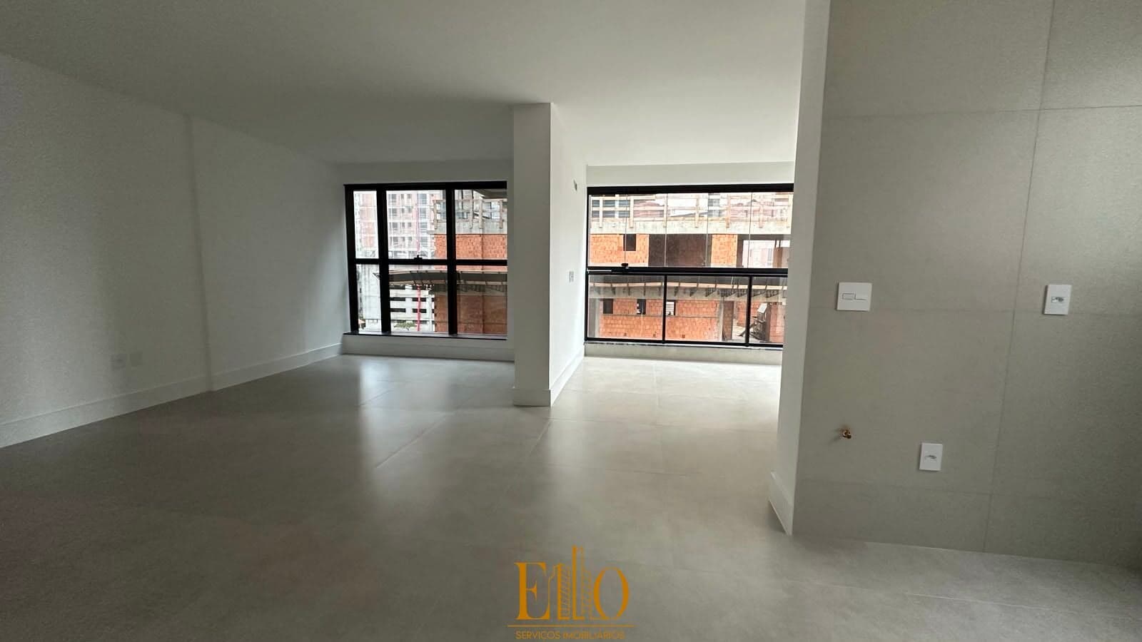 Apartamento Selent Sunrise Residence, 03 Suítes + 2 vagas. 280 metros do MAR. Balneário Pereque/ Porto Belo/SC