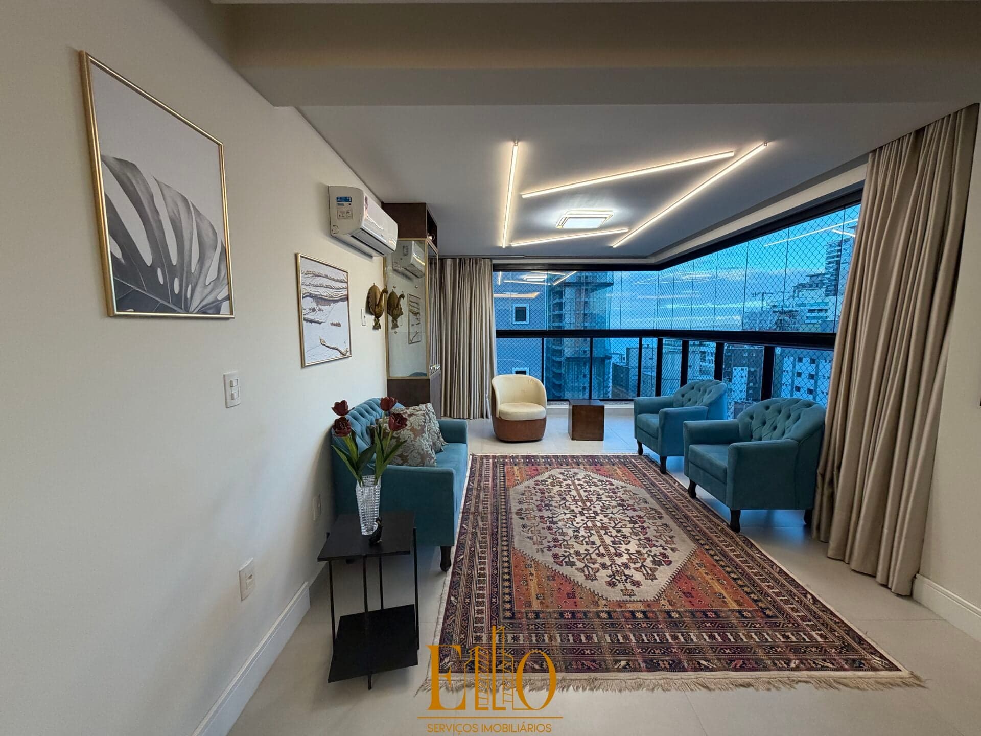 Apartamento Times Square em Meia Praia, 03 Suítes e 02 Vagas. Meia Praia em Itapema/ SC