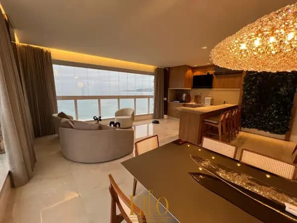 Apartamento Alto Padrão, Ed. Illuminato. 04 Suítes + 03 Vagas. Meia Praia em Itapema/SC