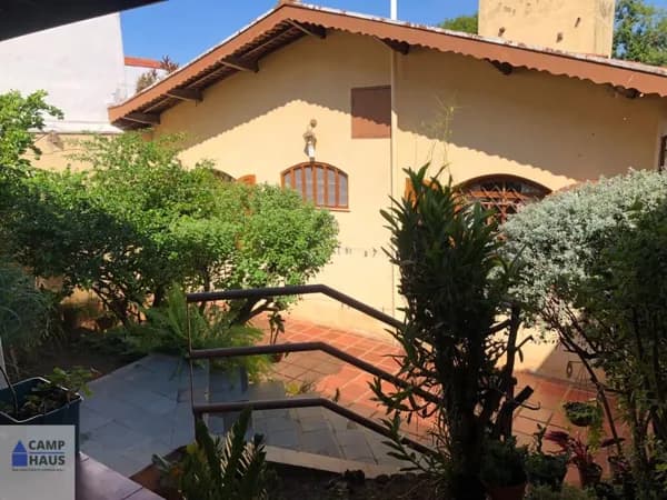 Casa com 3 Quartos à venda, 252m² - Jardim Madalena