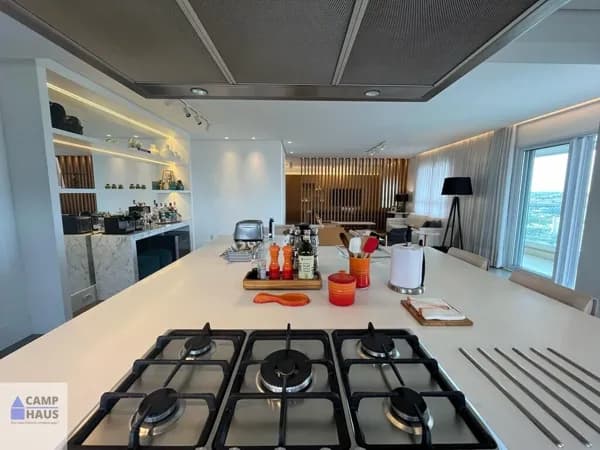 Apartamento de Alto Padrão com 213m², 3 suítes no Cambuí