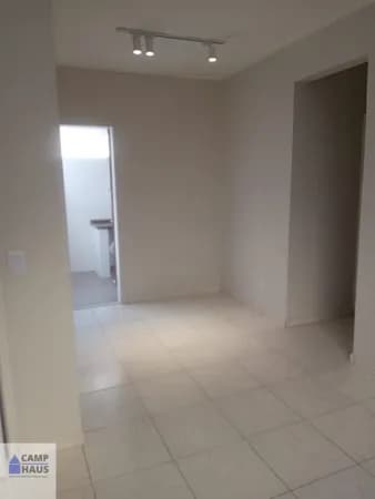 Apartamento com 3 Quartos e 2 banheiros à Venda, 72 m² por R$ 230.000