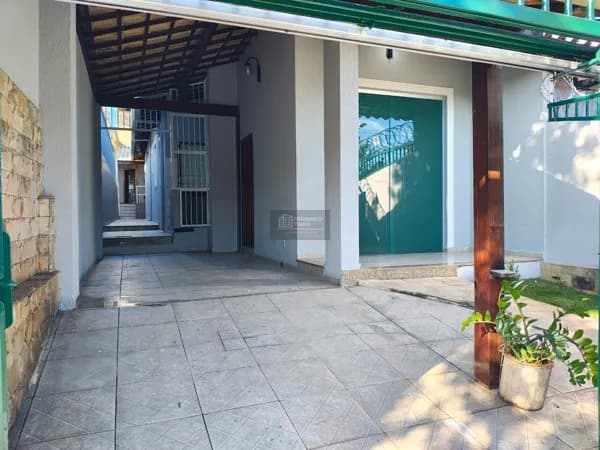 Casa Linear 3 Quartos com Suíte – Bairro Santa Mônica | Região Pampulha – Belo Horizonte
