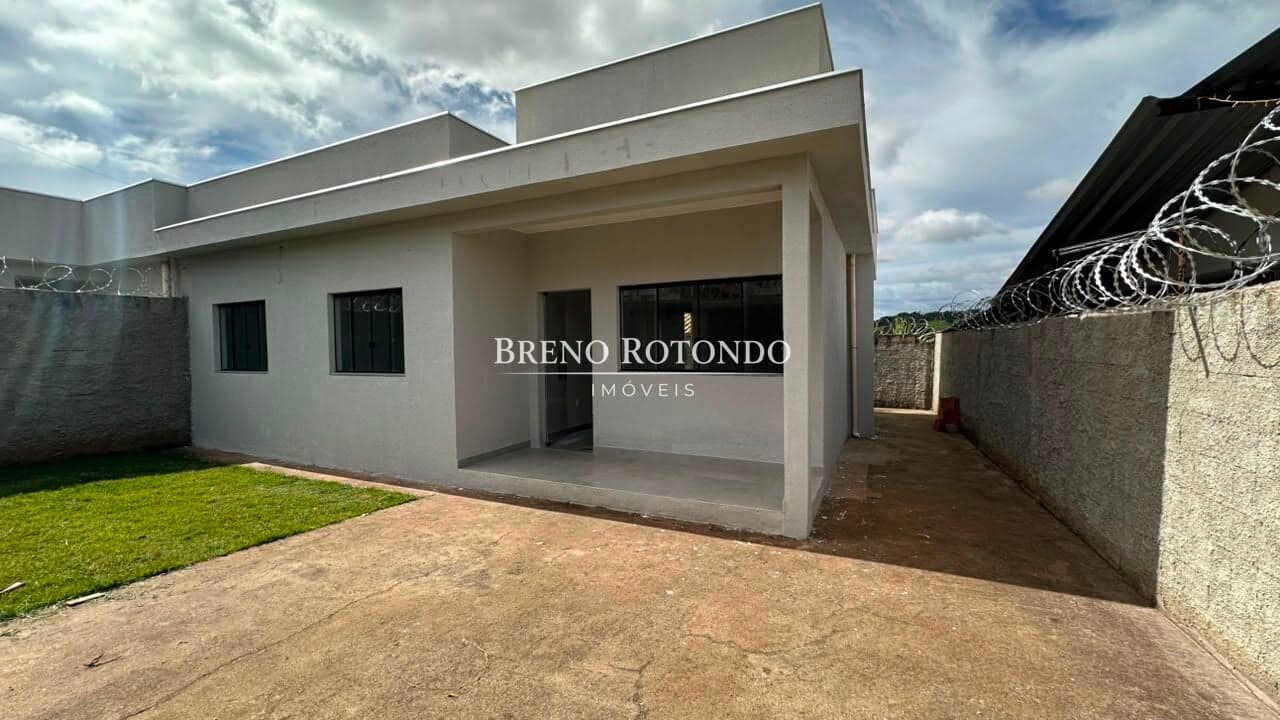 Casa 03 quartos á venda no bairro Pousada das Rosas