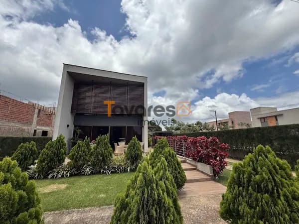 Casa Alto Padrão á Venda no Condomínio Villas de Bananeiras-PB