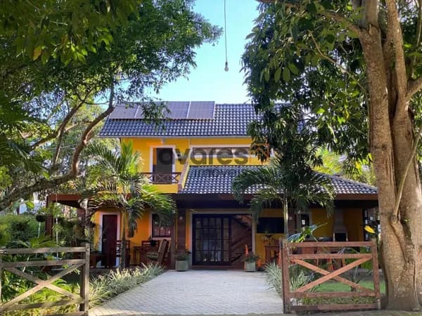 Casa á Venda no Condomínio Águas da Serra-Bananeiras