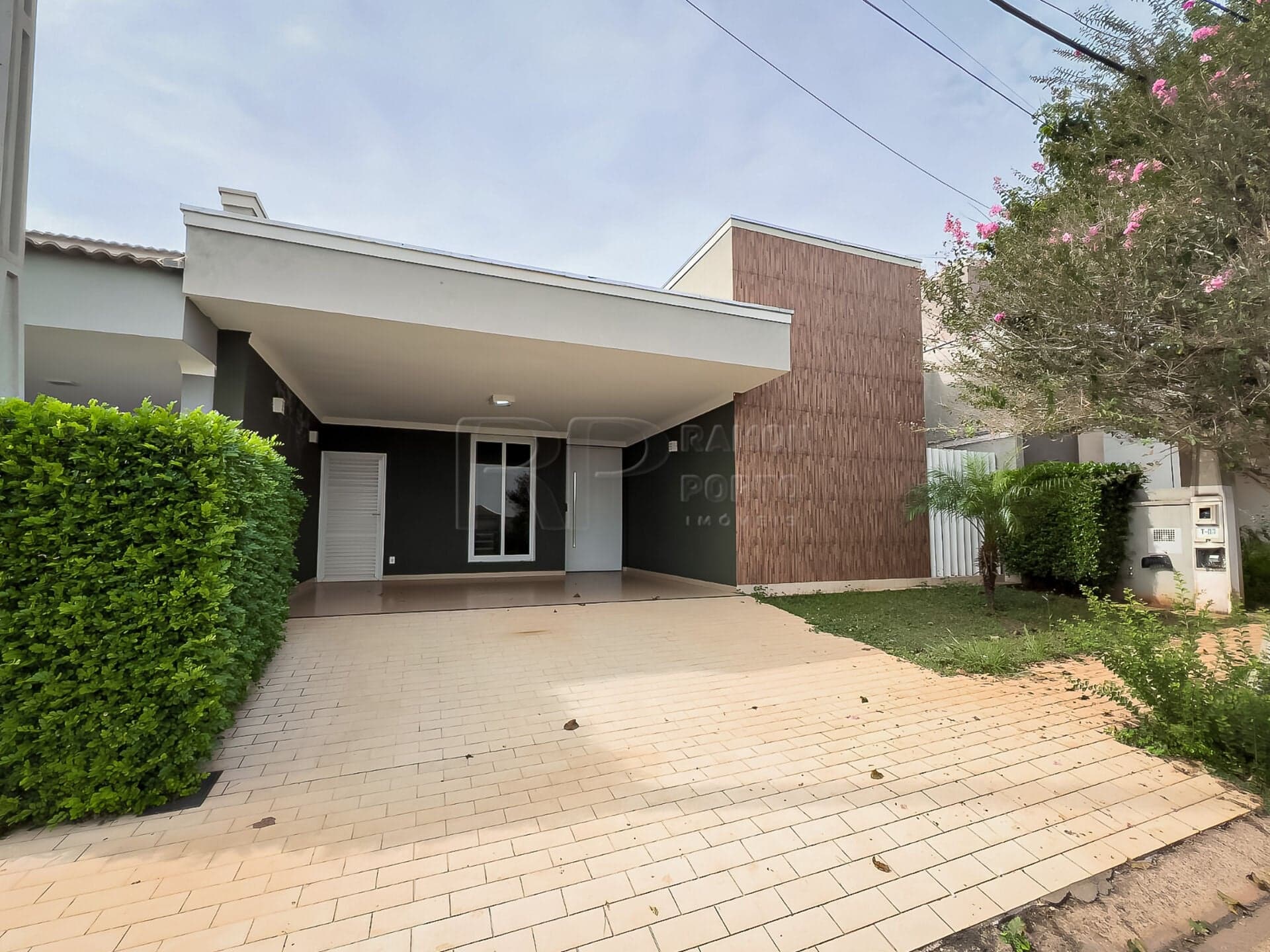 🔥 Village Damha II | Casa Térrea | 3 Suítes | 200m² | Piscina Aquecida + Climatizada