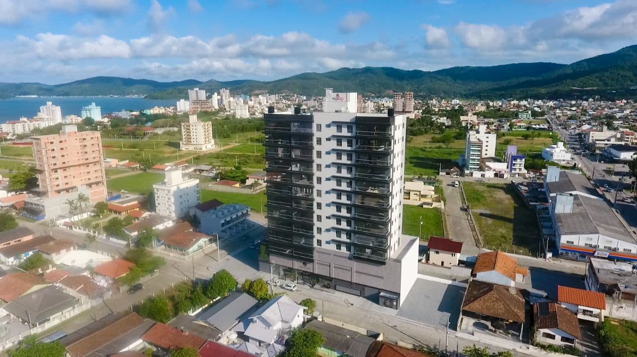Apartamento ótimo, localizado em Porto Belo.