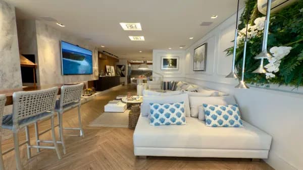 Apartamento Decorado Vista Mar 153m2 - 3Q - 1 Suite master com Closet - 2 vagas