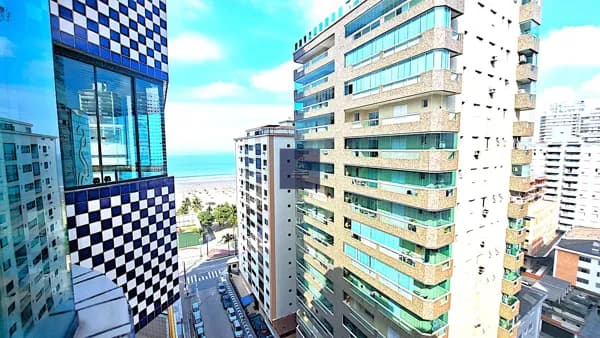 Apartamento em Praia Grande - Canto do Forte