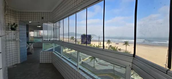 Apartamento em Guilhermina, Praia Grande/SP