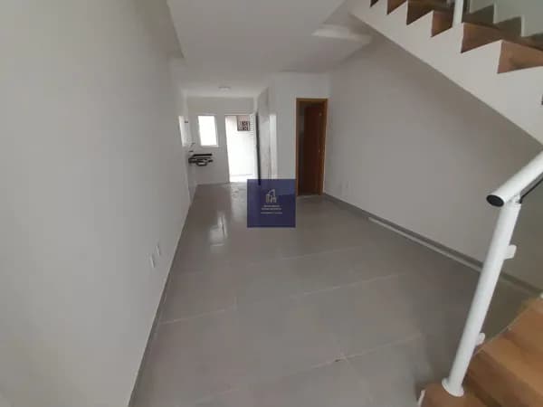 Casa de Condomínio em Praia Grande - Nova Mirim