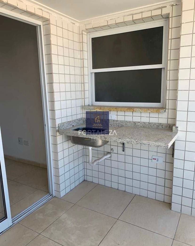 Apartamento em Guilhermina, Praia Grande/SP
