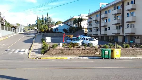 Terreno de esquina à venda no Centro de Harmonia/RS