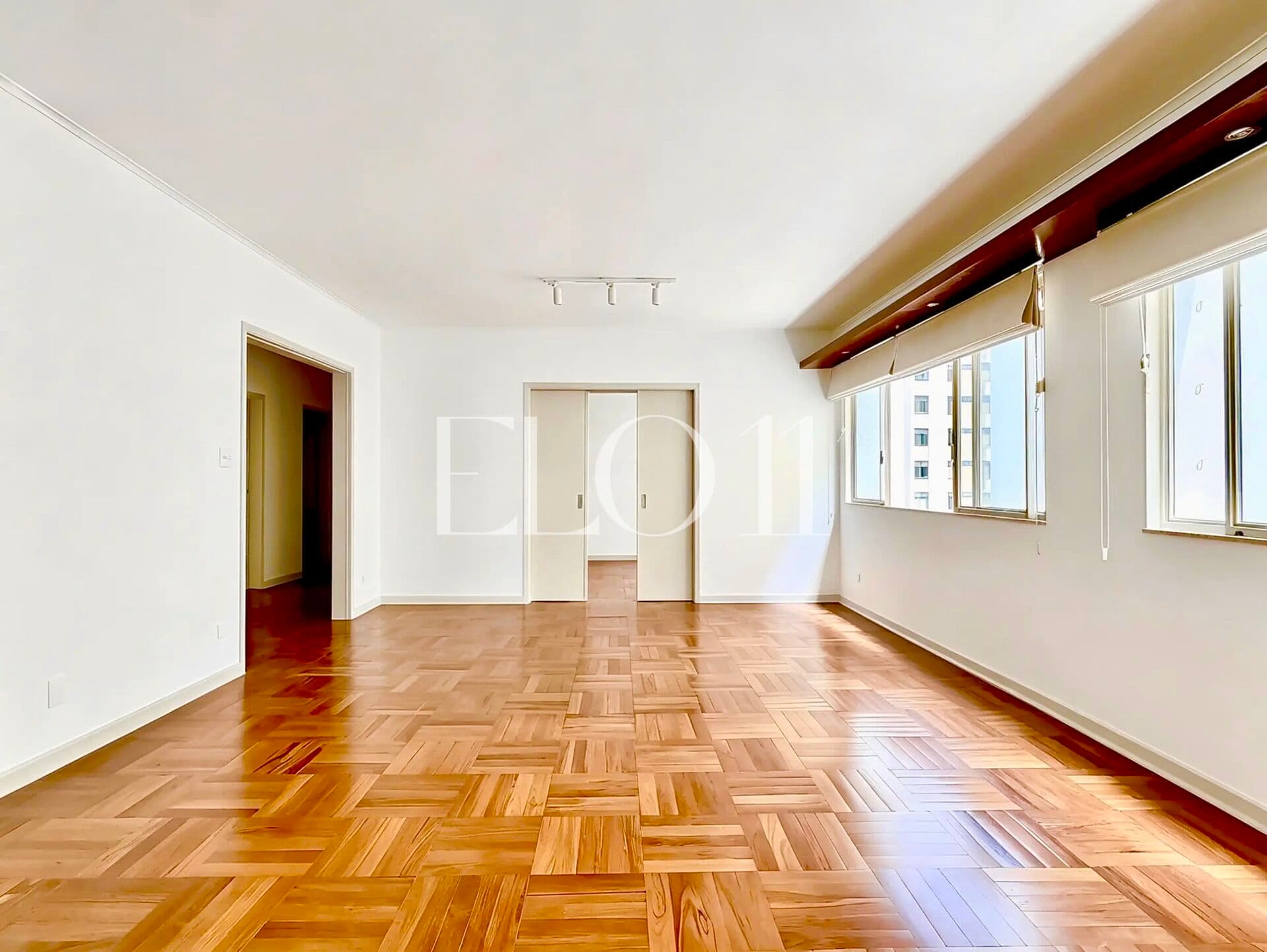 Apartamento no melhor pedaço da Fernão Cardim, com condomínio baixo e 2 vagas