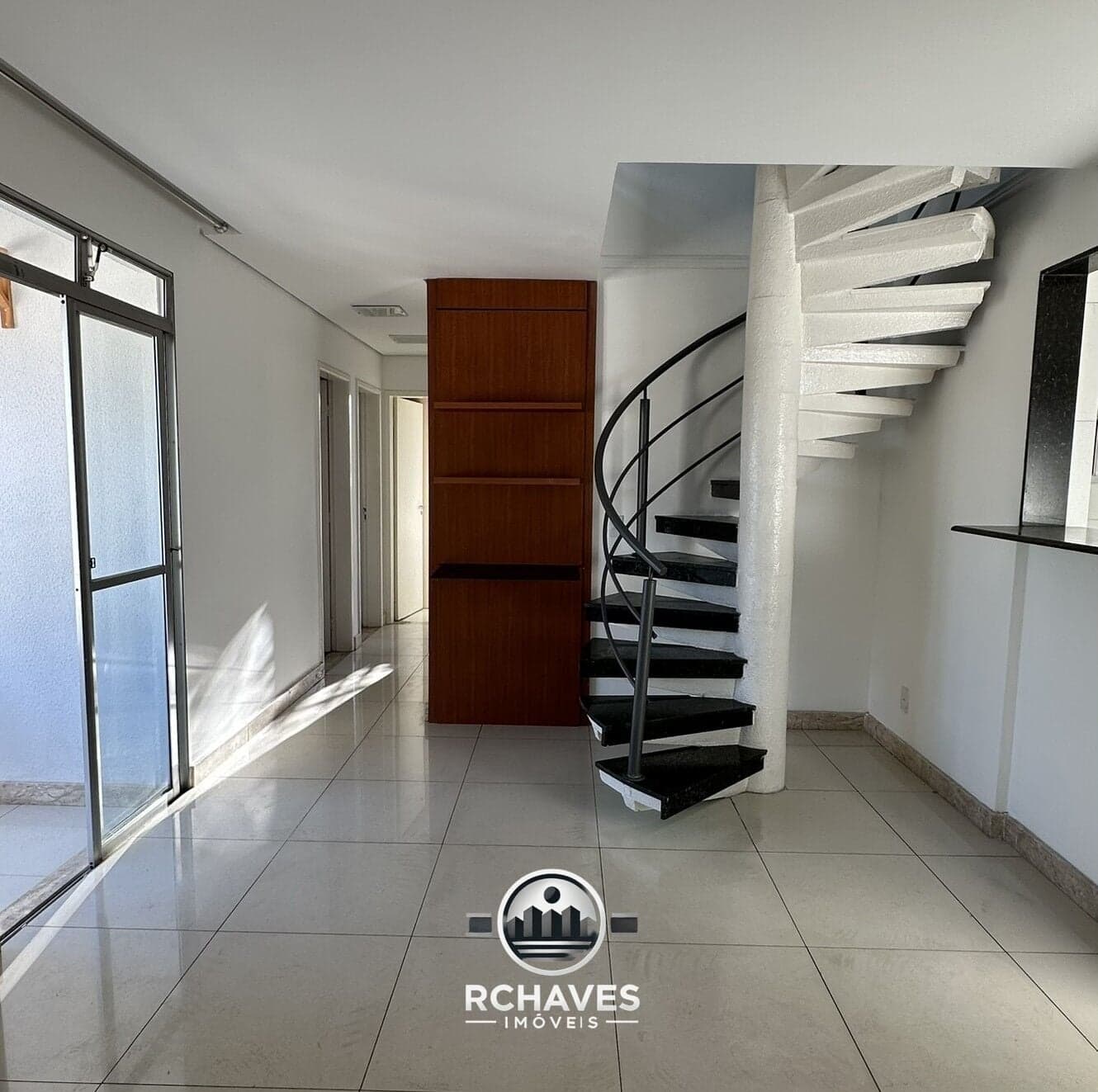 EXCELENTE COBERTURA DUPLEX COM ESPAÇO GOURMET, 3 QUARTOS E 2 VAGAS NO BAIRRO DA GRAÇA – BELO HORIZONTE/MG