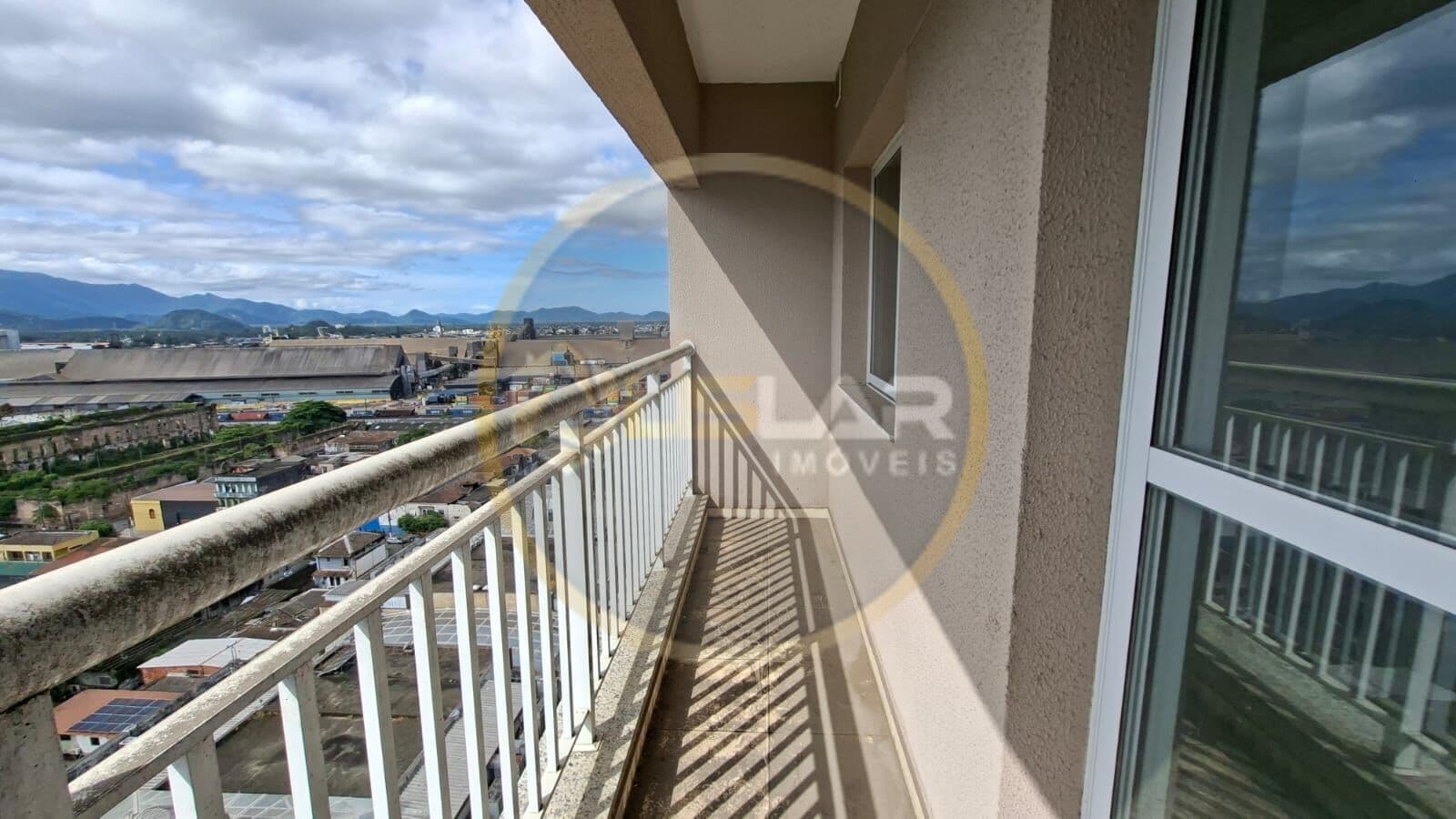 Apartamento em Santos - Encruzilhada