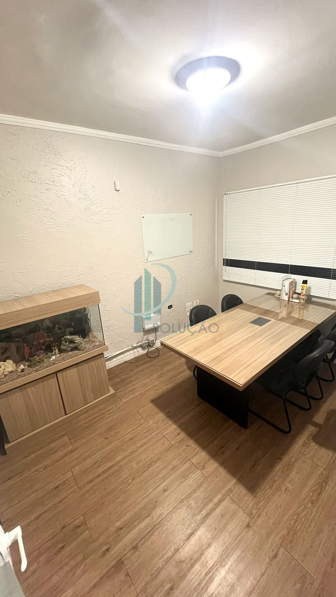 LOCAÇÃO | Sala Comercial c/ 12 m² no Centro de Ferraz de Vasconcelos