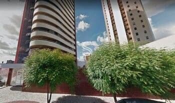 Venda Apt Alto Padrão Bairro Jóquei Clube com 200 m