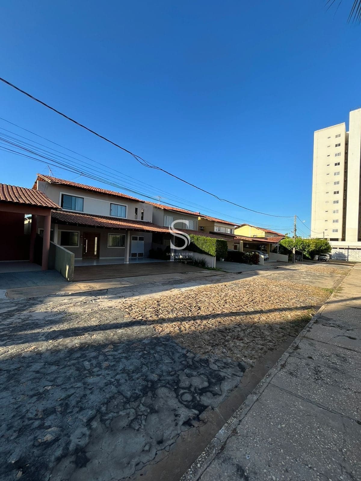 Casa em Condomínio Venda Próximo a Uninovafapi