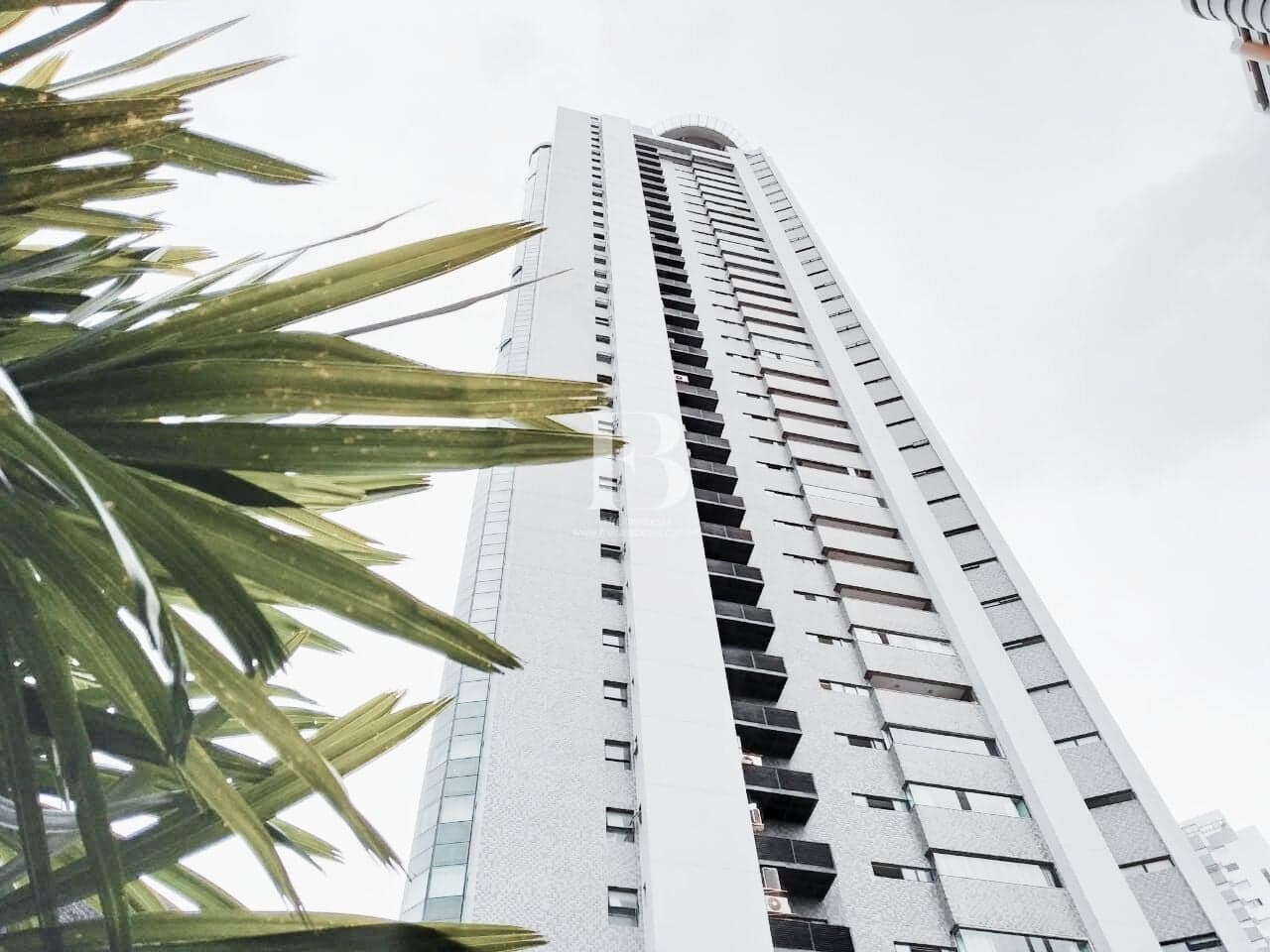 Apartamento Alto Padrão com 326m² e 4 Suítes em Casa Forte - Recife/PE