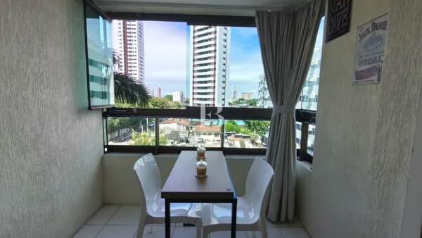 Apartamento Pronto para Morar na Madalena, 52m², 2 Qts (1 Suíte), Marcenaria Finger e Varanda Integrada