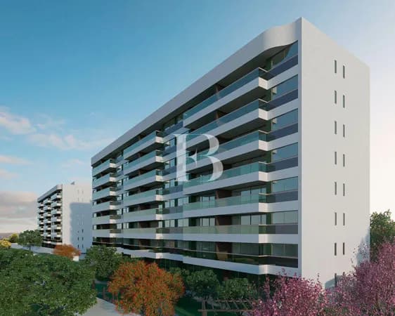 Apartamento com 3 suítes com 122 m² em Casa Forte com construção em Alto Padrão