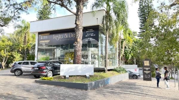 Sobrado em Porto Alegre - Passo D Areia