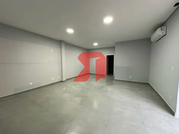 Sala Comercial Térrea com 55m no Centro de Imbituba