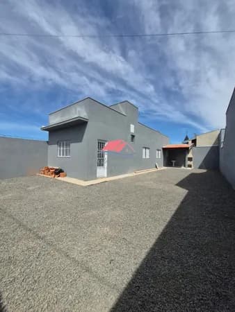 Vende-se Casa Padrão no Jardim Imperial em Mogi Guaçu-SP.